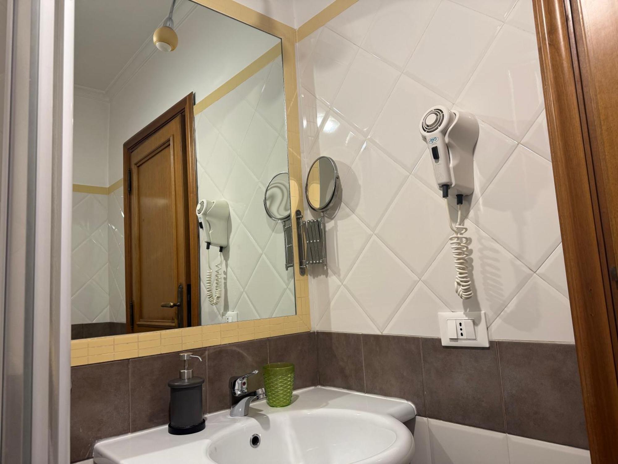 Anthony House, Anthony Floor 3, Castro Pretorio Apartment Rome Bagian luar foto